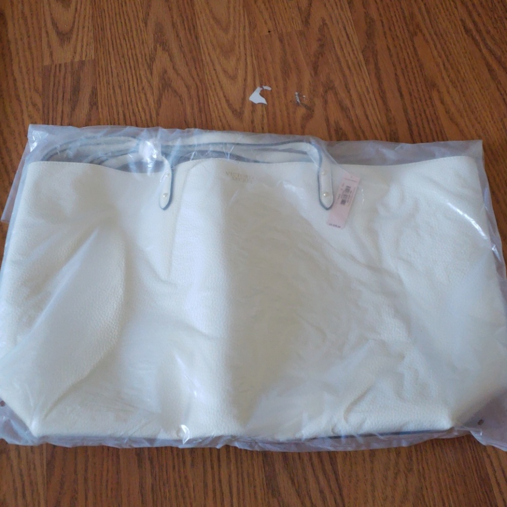 Victoria's secret tote